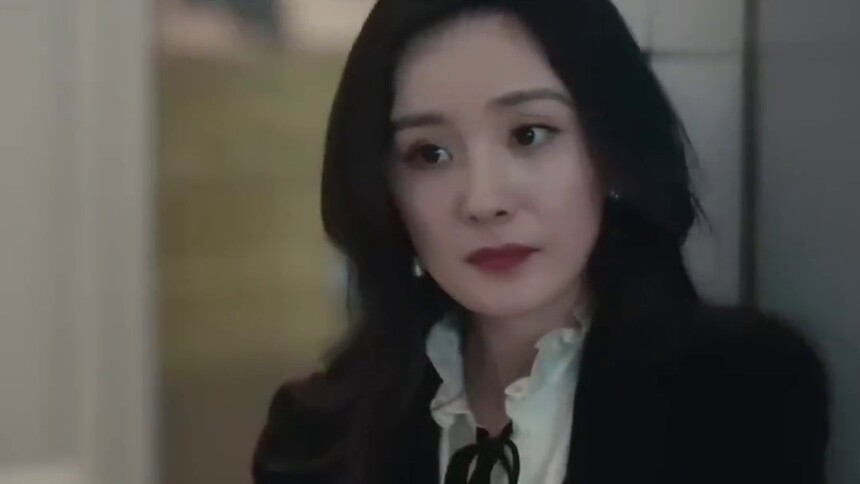 杨幂汤晶媚新剧相爱相杀！上一秒竞争下一秒比心！