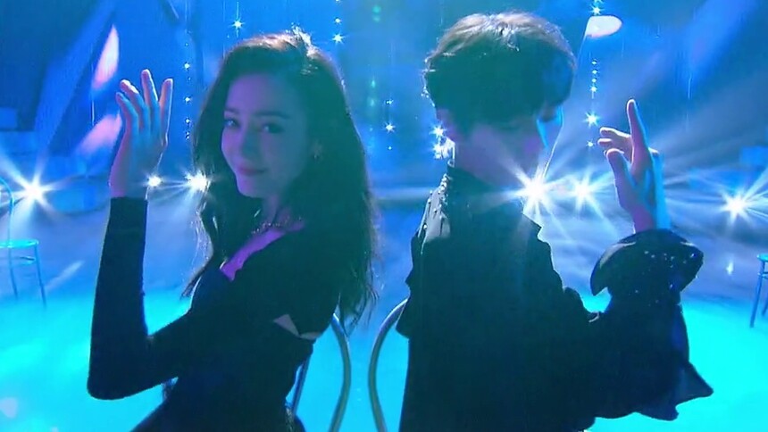 迪丽热巴丁程鑫超绝美双人舞