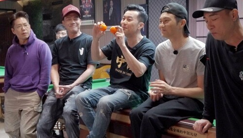 《大湾仔的夜》2月9日看点：梁汉文桌球派对庆生，相亲食客甜蜜售后