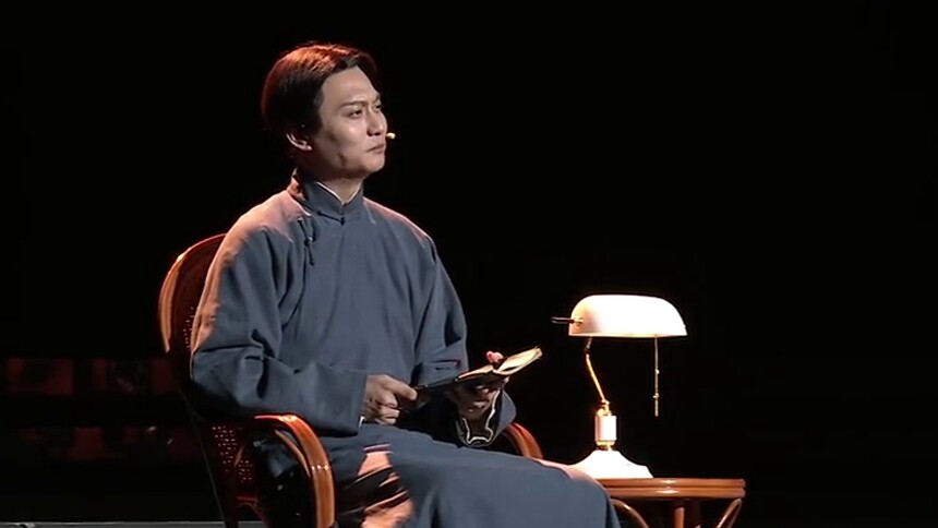 纯享版：《觉醒年代》主演朗诵《青春》 铿锵有力点燃理想的火焰