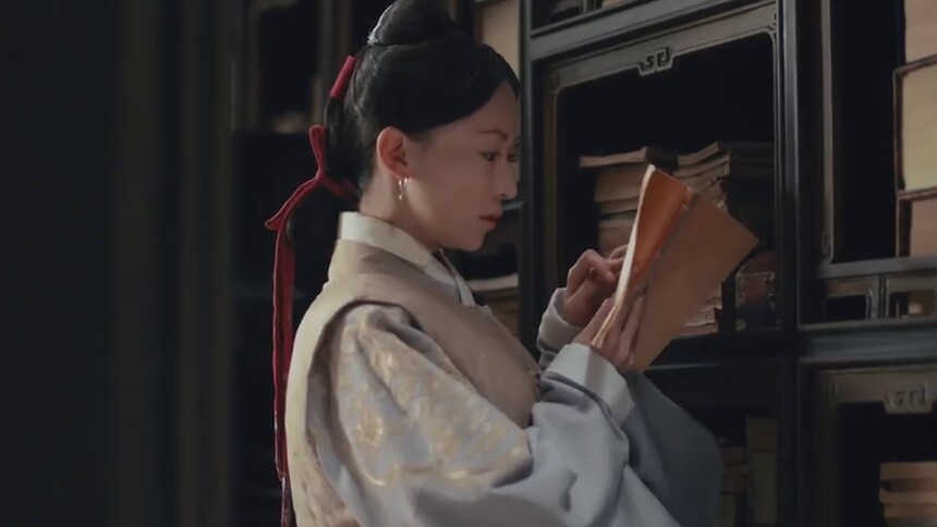 朱瞻基姚子衿终于见面了，直接书柜壁咚！