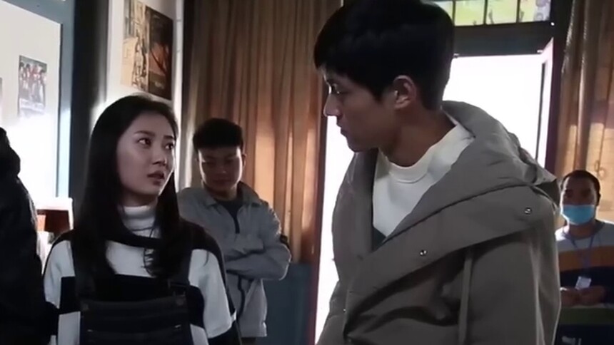 陈钰琪晏紫东化身砍价小能手，谁都坑不了懂行的琪琪