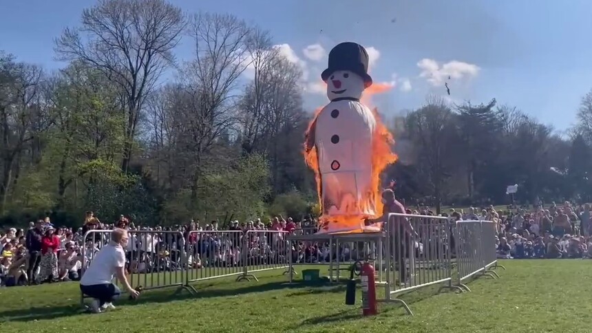 全球连线｜德国魏恩海姆举行夏日游行活动