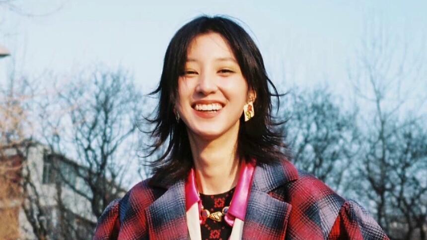 有点甜？王悦伊歌单竟全是华晨宇的歌