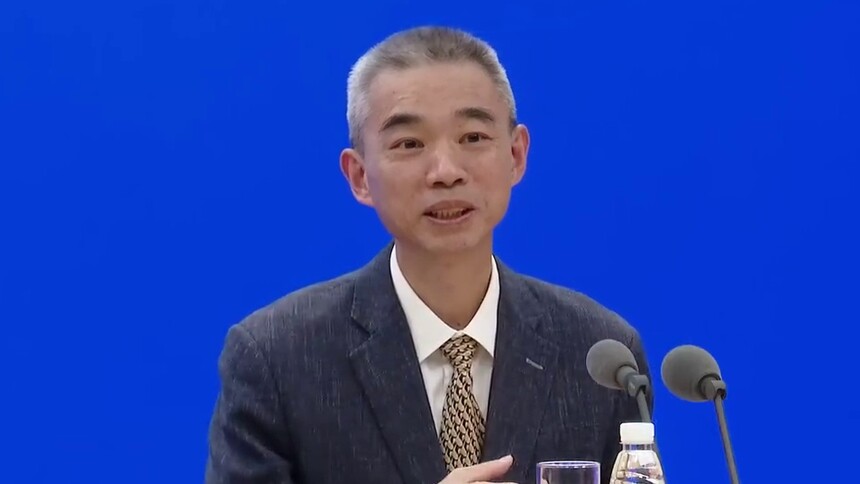 吴尊友：没有证据证明飞絮中吸附有新冠病毒