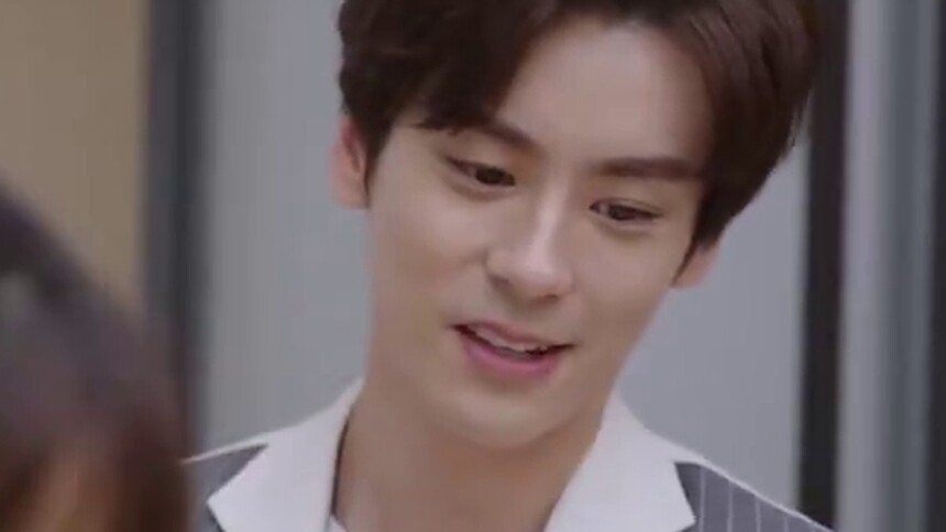 魏哲鸣清唱《喜欢你》苏翻天