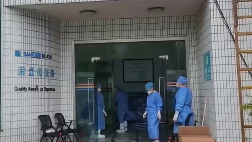 上海：新冠肺炎疫情防控 记者探访石龙路方舱医院