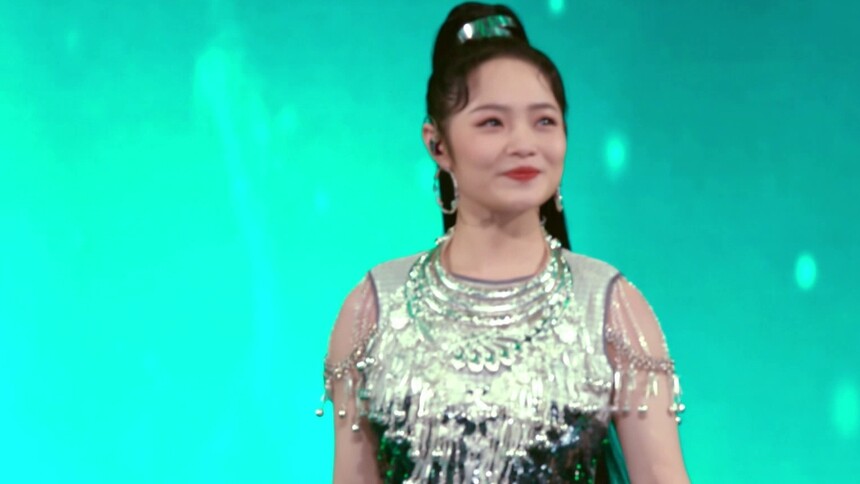 纯享版：陈滢竹演唱经典佤族民歌《加林赛》一起牵手欢歌热舞