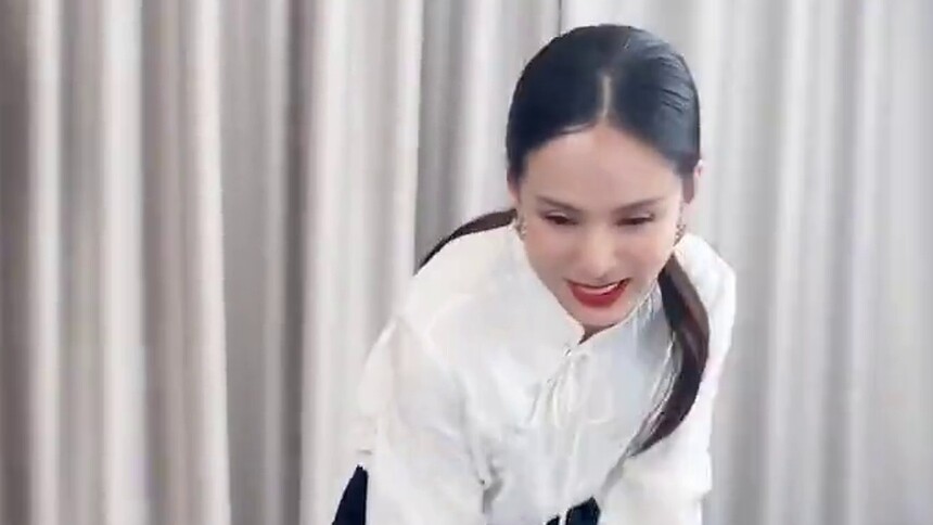 过儿快看！姑姑李若彤在跟刘畊宏跳《本草纲目》诶