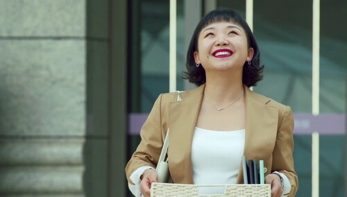 可恨！辣目洋子在职场被外貌歧视