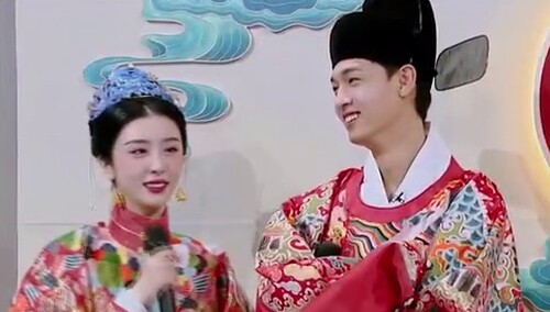 《你好，星期六》7月16日看点：古偶方式打开赵小棠秦霄贤