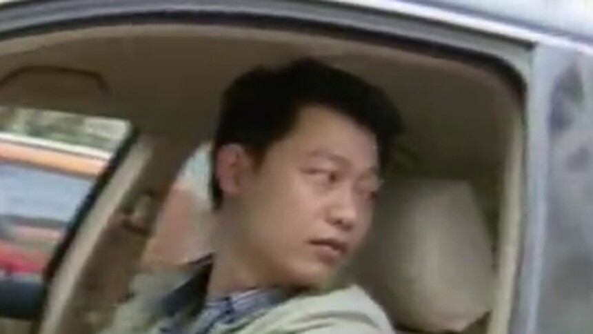 爱厨房20120403期：帅气推销员羞涩相亲记