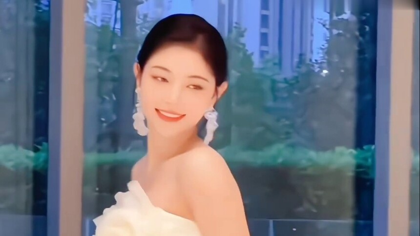 许佳琪白玫瑰婚纱大片，和kiki女王结婚的做梦素材有了！