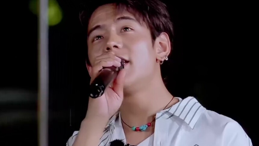 丁真满怀感恩的心演唱《请相信》 弟弟真的长大啦~