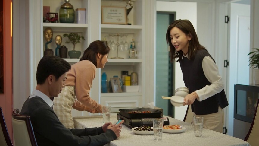 于文文成青岚园女房东