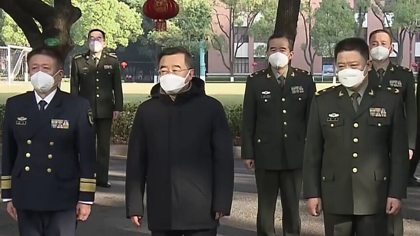 张庆伟走访慰问驻湘部队官兵时强调 传承红色基因勇担职责使命 在新时代新征程中再立新功
