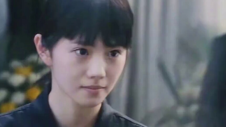 刘浩存齐刘海造型也好可爱！