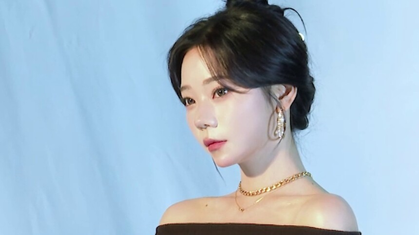 《时光音乐会·老友记》独家侧拍：张紫宁千金风造型贵气十足