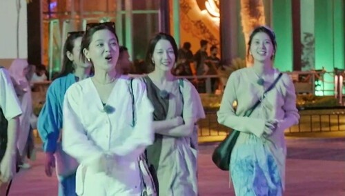 状况频出！辛芷蕾丢钱了？