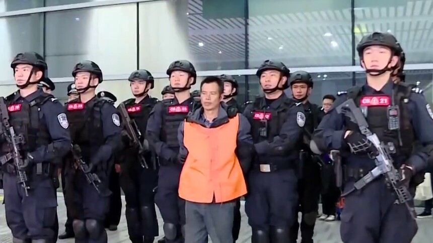 张承禹被执行枪决！ 曾杀害6人伤2人后潜逃11年：男子凌晨进店行凶 造成6人死亡2人重伤