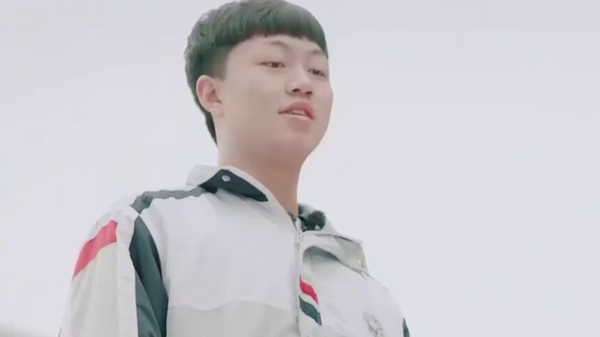 哥哥暖心告白妹妹 陈铭感叹：有哥哥太好了