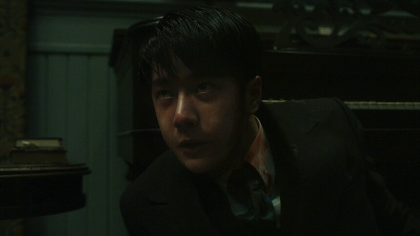 叶先生与何主任展开生死搏斗