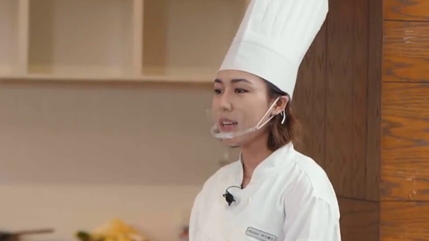 全场泪目！阿合娜尔炒土豆丝怀念爸爸的味道