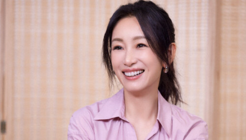 《时光正好》秦海璐专访：女人认同自己很重要