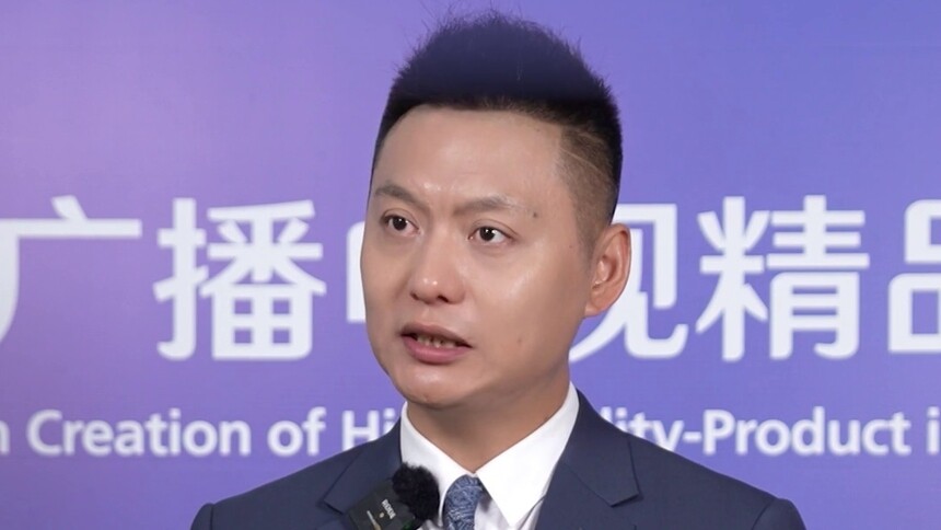 “微短剧论坛”侯京健专访