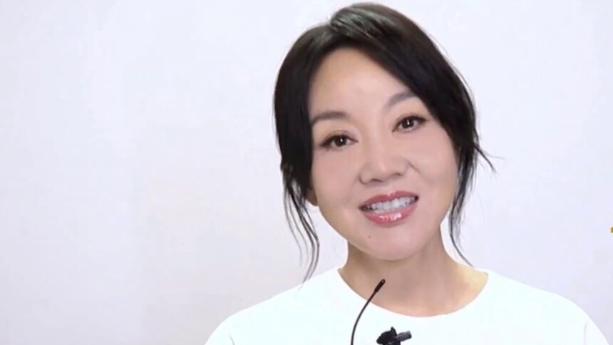 小巷追剧值日生：闫妮邀你来看泼辣厂花的“争房奇遇记”