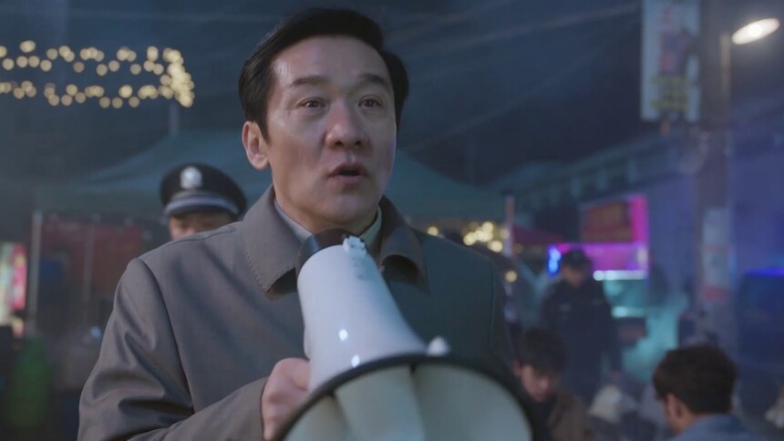 郑寒江“雷霆”手段 宣布关停小吃街