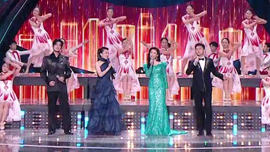 纯享版：马佳 吴彦凝 常思思 何亮辰《歌声里的中国》
