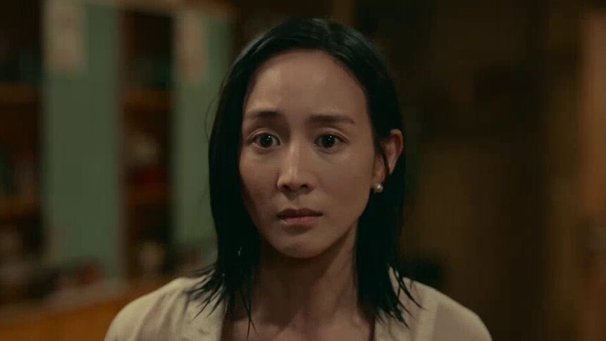 乔文娜发现自己在吕平家惊慌失措