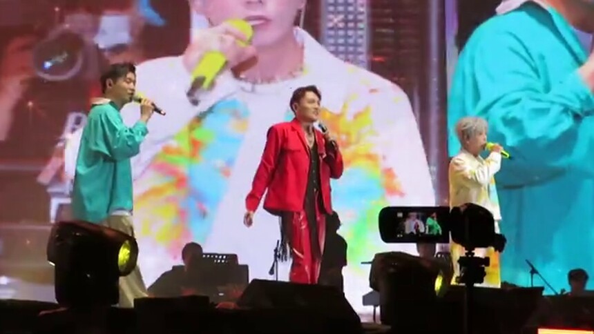 【王栎鑫郭彪姚政】友情在这一刻真的具象化了