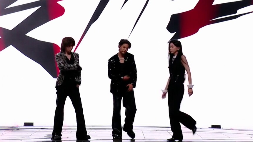 拽姐秀《要你管》于文文 刘忻 刘逸云Amber