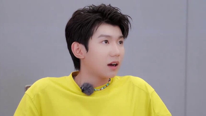 彩蛋：聊天局之校园趣事！王源周也郭俊辰聊嗨了