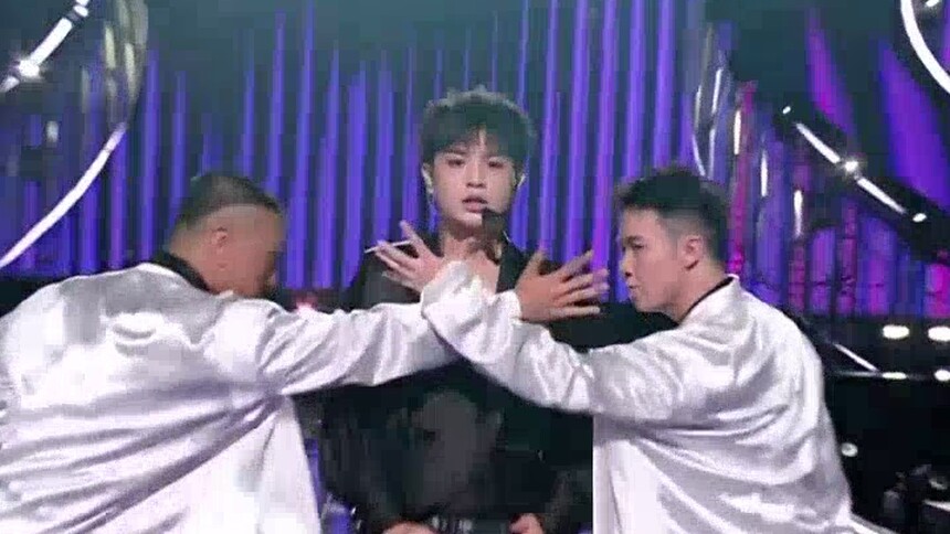 纯享版：黄明昊《危险派对》