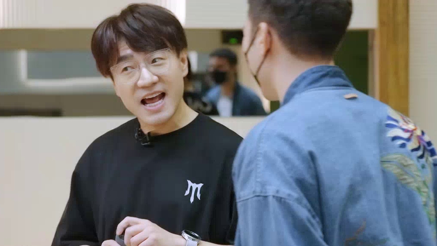 披荆斩棘第四季 超长花絮第8期：王铮亮模仿小黄人？石凯自曝最喜欢陈楚生的舞台