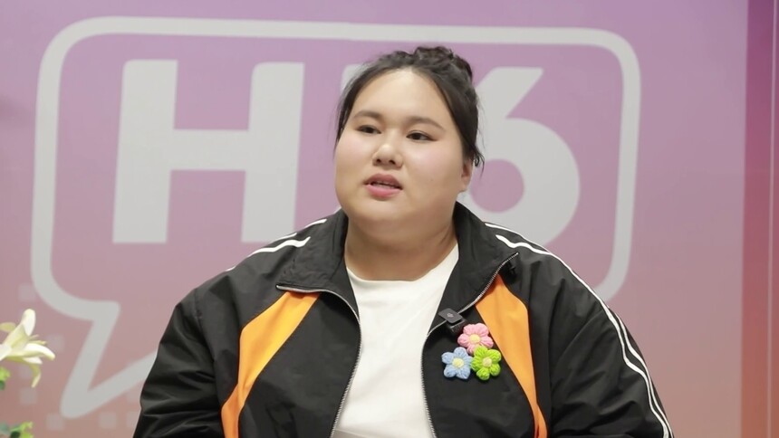 奥运冠军李雯雯的坚韧与梦想