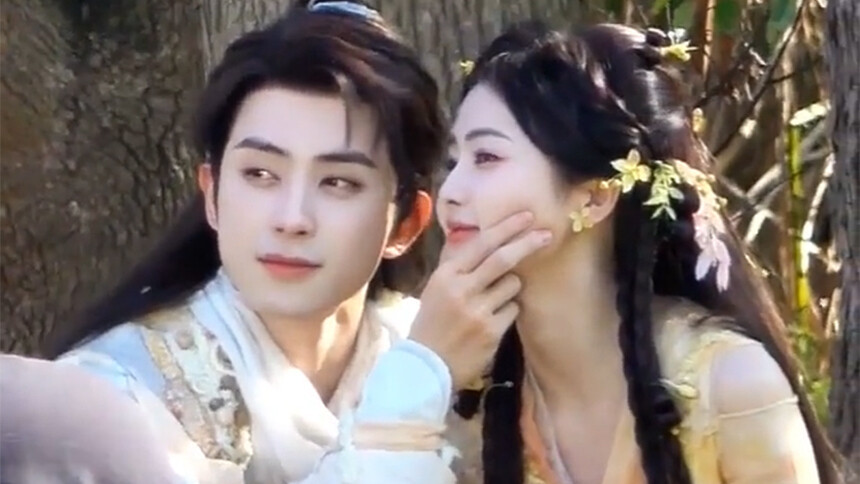 白鹿敖瑞鹏《白月梵星》拍摄花絮 嬉笑打闹关系超好