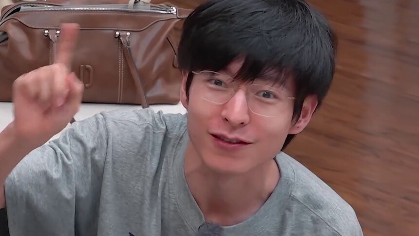 气势不能输！文韬那些年“跳过的伞”