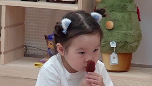 《爸爸当家·慢享季》6月16日看点：艾登小宇宙守护零食馋到假吃 王永鸿以力打造“黑怕”大舞台