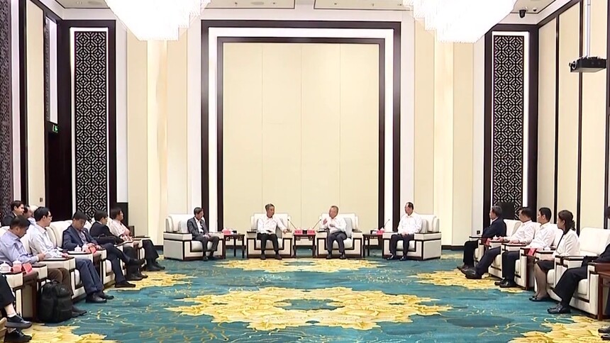 梁振英率香港交流团来湘考察 进一步推动湘港两地合作 沈晓明毛伟明毛万春拜会