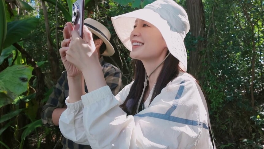 花儿与少年·同心季 超长花絮第2期：花少团丛林小趣事 李沁张雅琪“沉迷”狐猴美貌