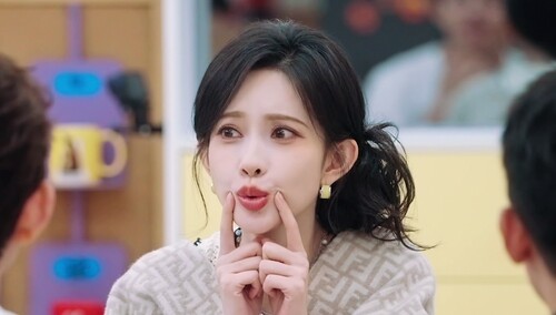 孟子义学嘴巴放松技巧 “布鲁布鲁”萌度爆表！