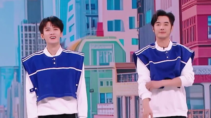 有点舞蹈水平在身上 金世佳慢半拍跟跳檀健次