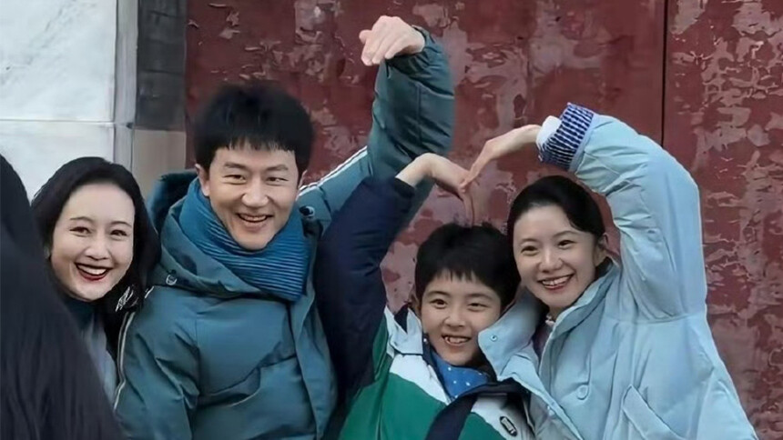 黄轩刘浩存王鸥《美顺与长生》新剧开拍 温馨合影趣味互动