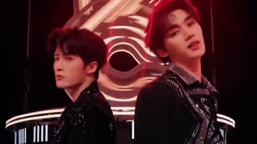 檀健次丁程鑫跳舞权威这块儿