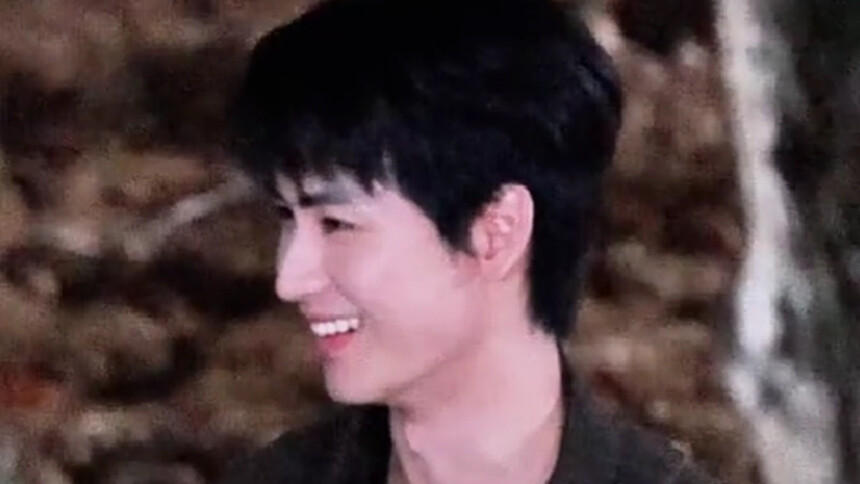 黄俊捷《猎罪现场》片场新路透 笑容灿烂亲和力满满