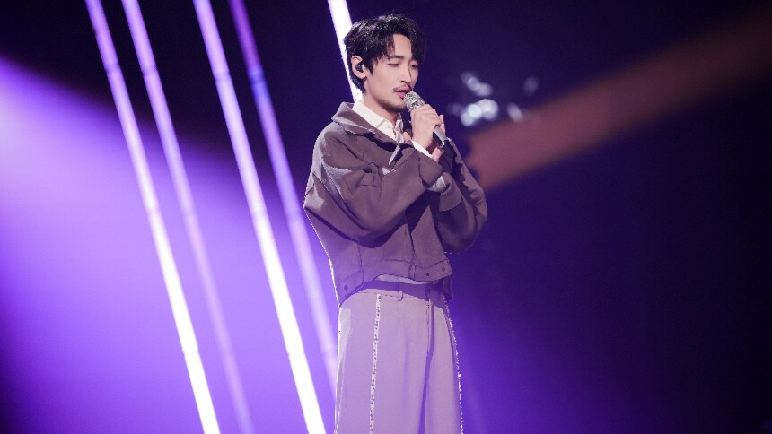 纯享：打工人深夜破防！遇泓羊《无名的人》每个音符都在诉说平凡史诗